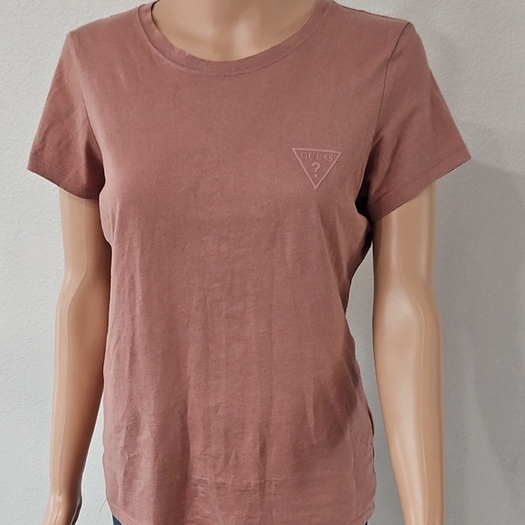 Guess Women's Mauve Short Sleeve Tee - Picture 3 of 6